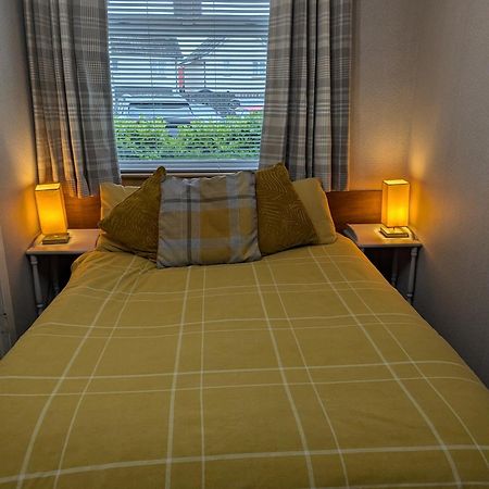 Rooms At Tarrareoch Bathgate Phòng bức ảnh